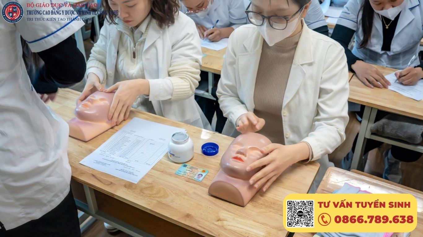 Thông tin Tuyển sinh Cao đẳng Chăm sóc Sắc đẹp CMET 2026