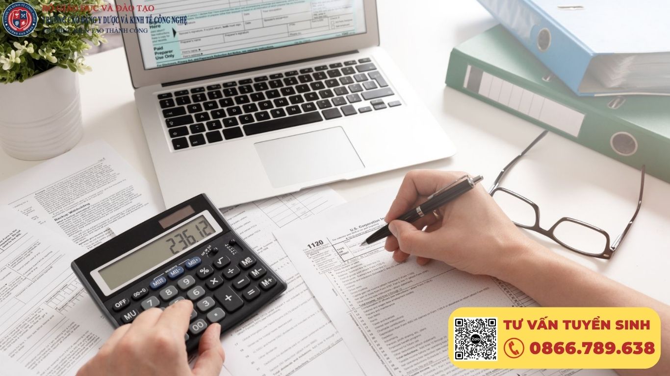 Cao đẳng kế toán là lựa chọn thực tế, hiệu quả về chi phí và thời gian, phù hợp với đại đa số học sinh và người đi làm