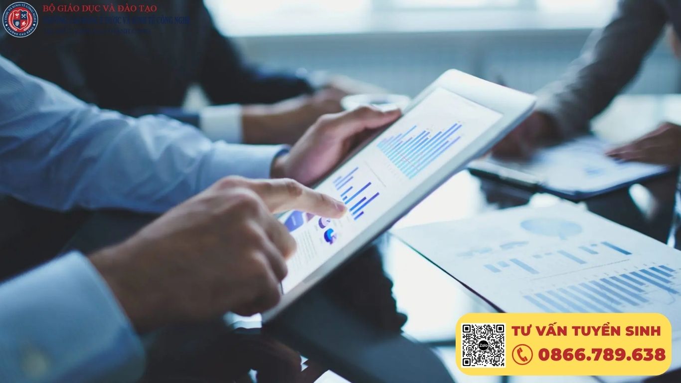 Xét Tuyển Cao Đẳng Quản Trị Kinh Doanh Như Thế Nào?