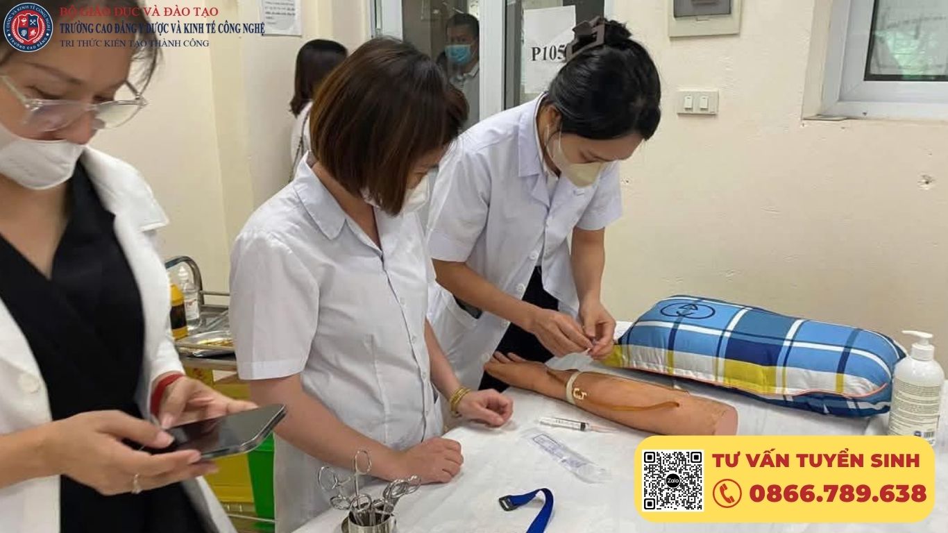 Thông tin tuyển sinh Cao đẳng Y sĩ đa khoa tại CMET năm 2026