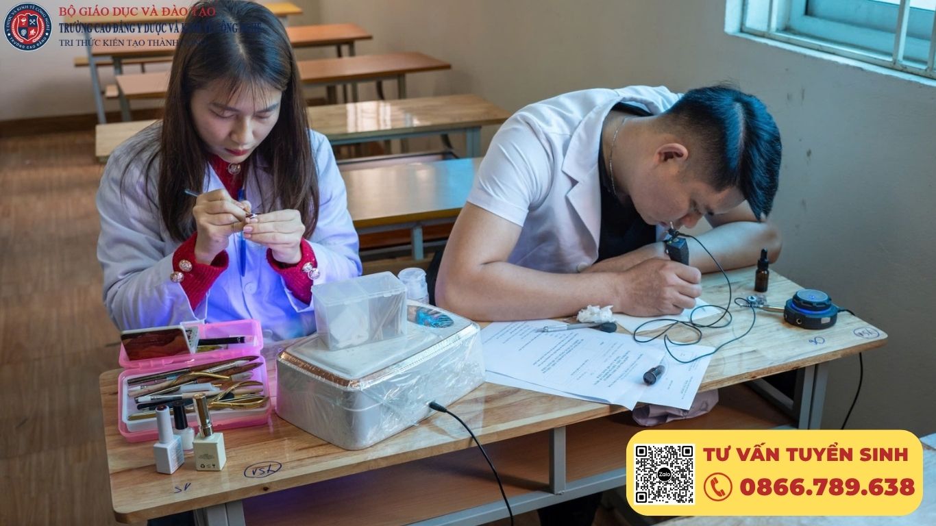 Đối tượng cần có "chứng nhận an toàn y tế": ai bắt buộc, ai nên bổ sung, ai không cần
