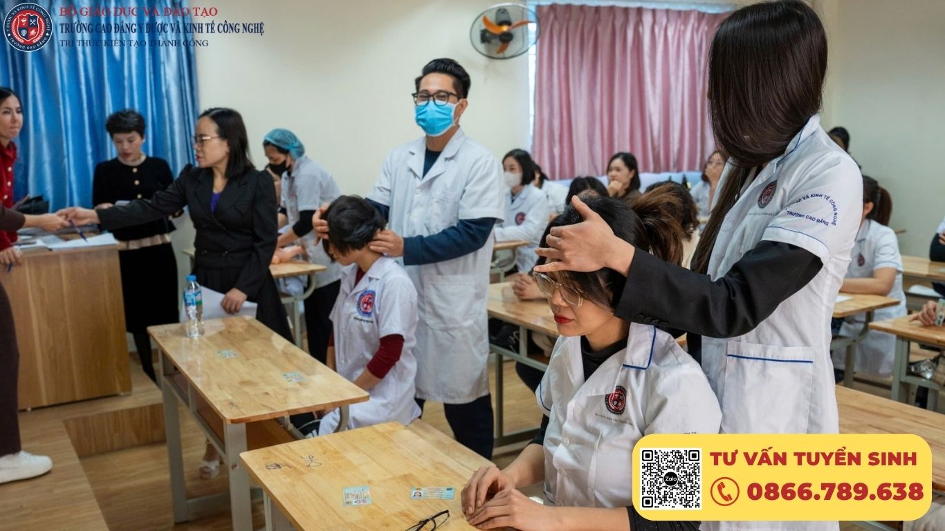 Khoá học xoa bóp bấm huyệt cơ bản đến chuyên sâu