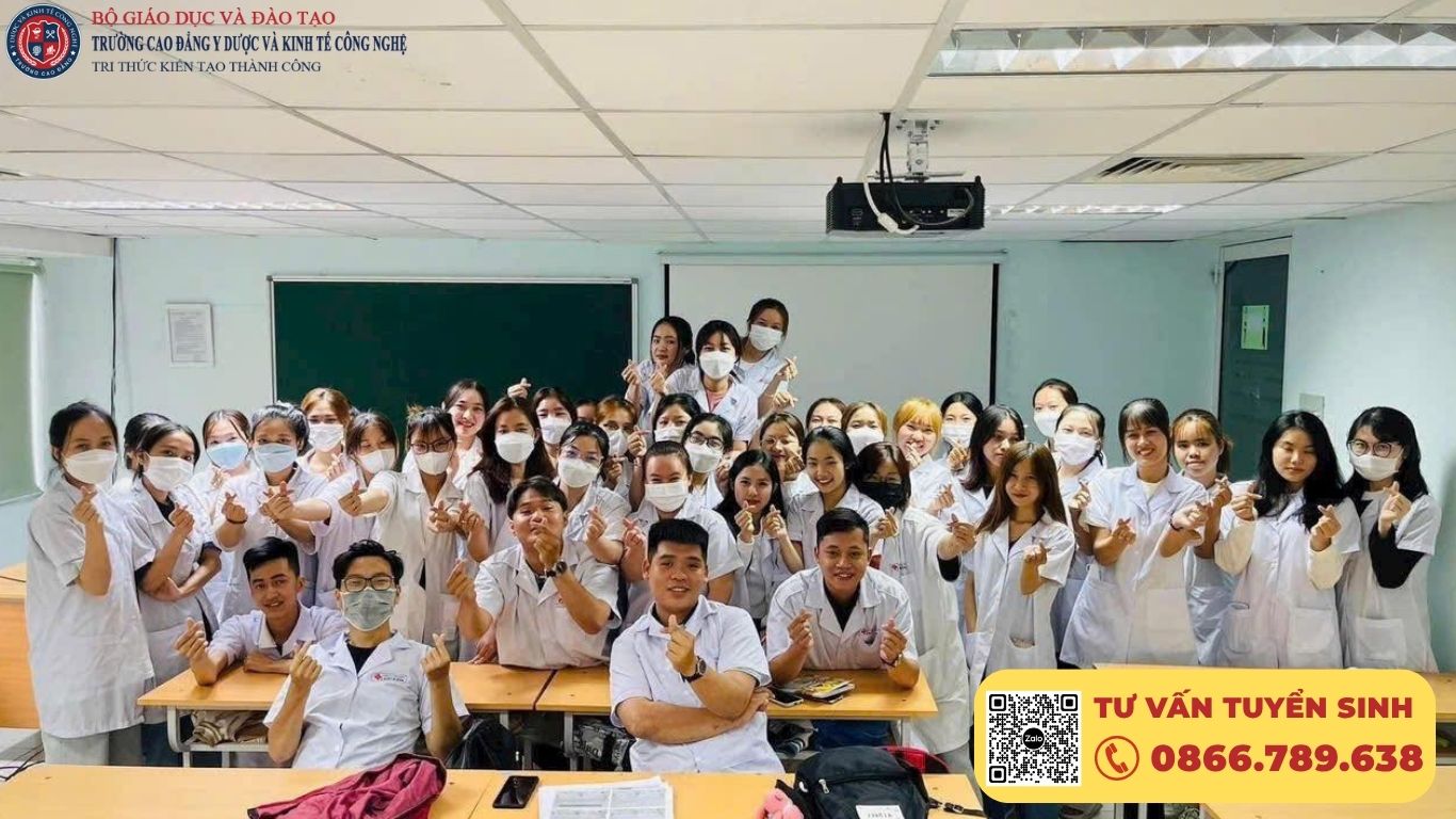 Tại Sao Nên Chọn Học Cao Đẳng Điều Dưỡng Tại CMET?