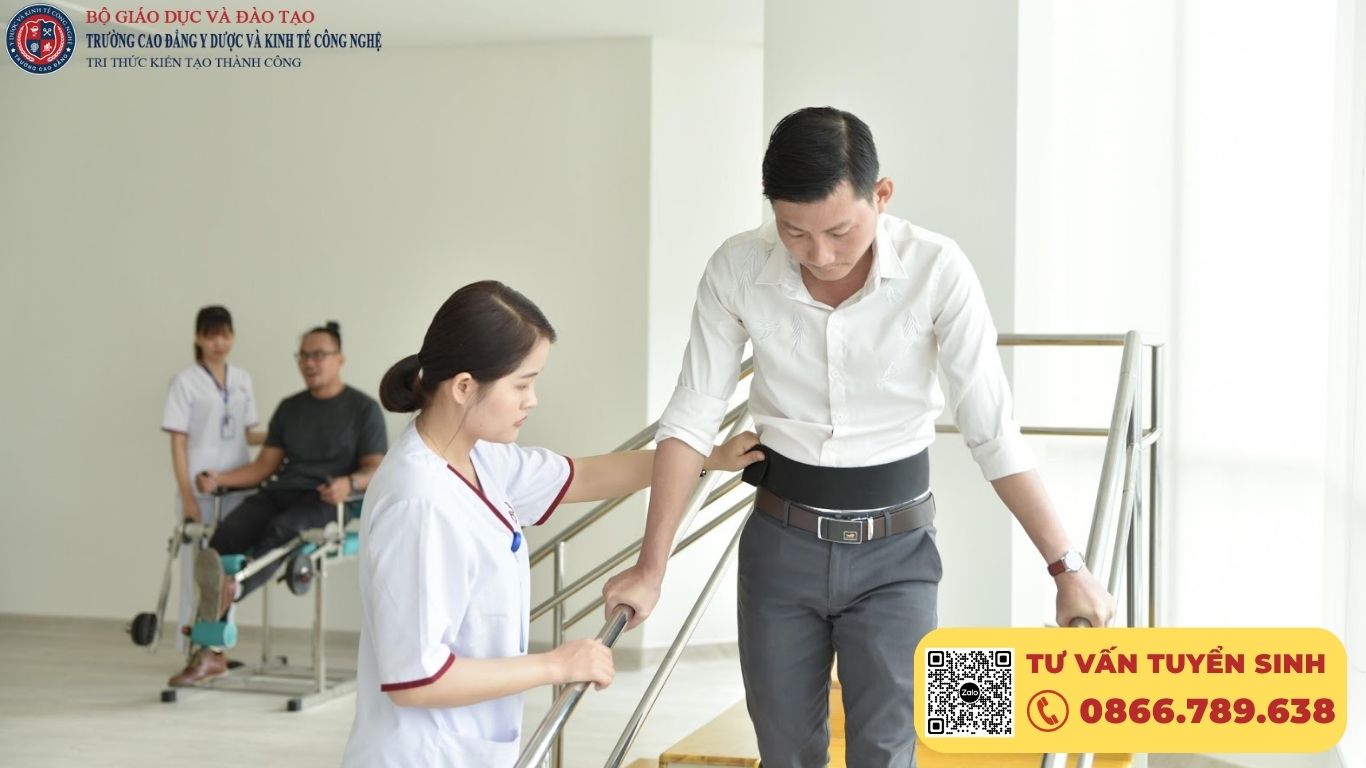 Vật lý trị liệu là một trong những ngành thuộc nhóm y tế ứng dụng đang được quan tâm nhiều nhất hiện nay. Xét tuyển học bạ THPT