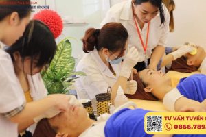 Thông báo xét tuyển Cao đẳng Chăm sóc sắc đẹp 2026 | CMET