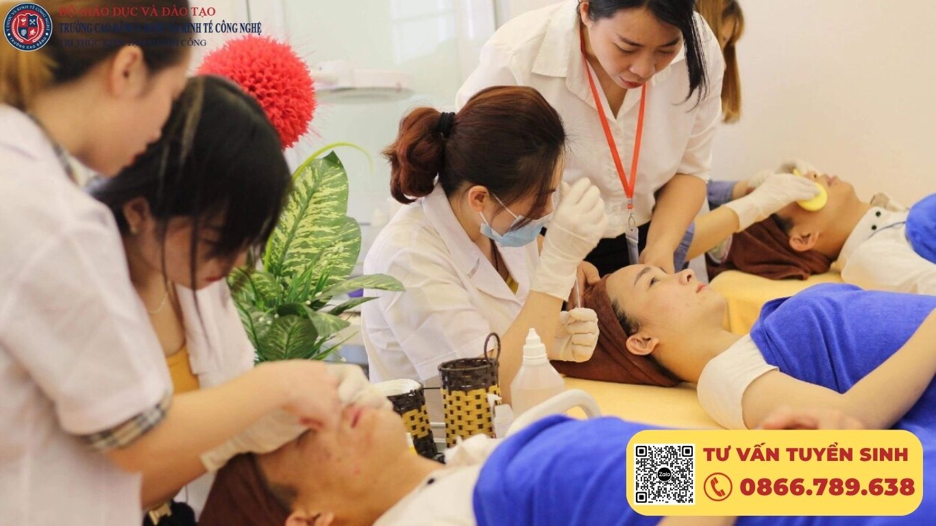 Thông báo xét tuyển Cao đẳng Chăm sóc sắc đẹp 2026 | CMET